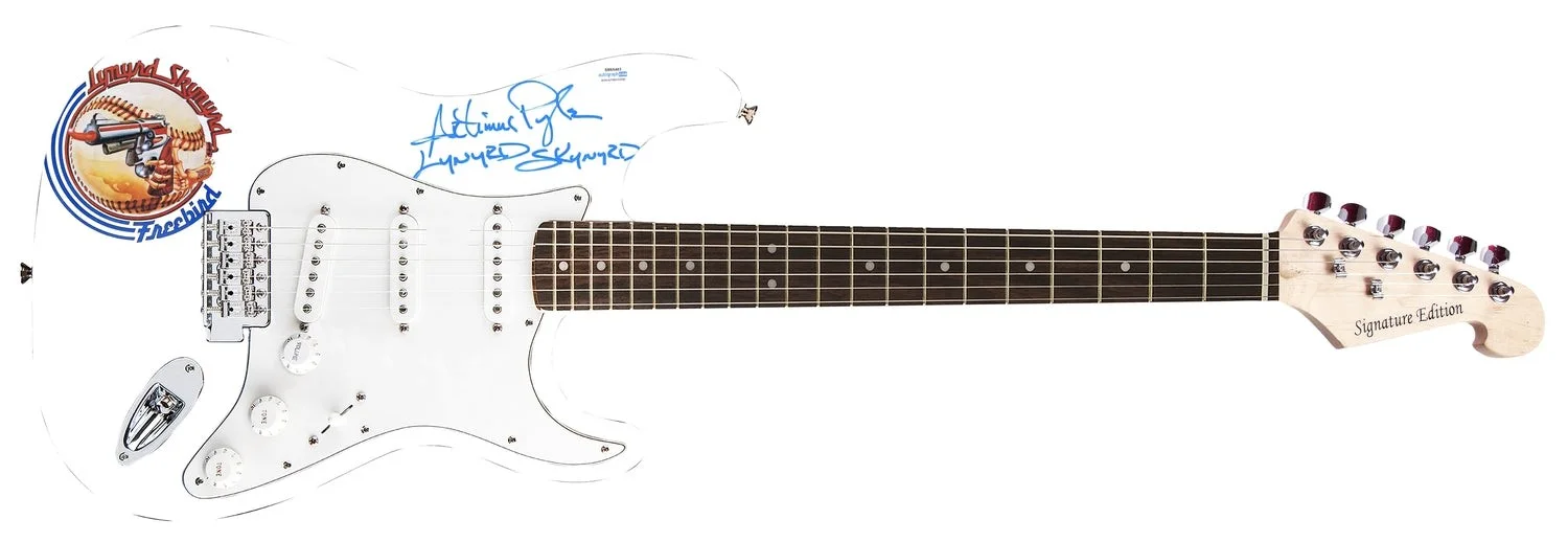 Lynyrd Skynyrd Artimus Pyle Signed Photo Graphics Guitar Exact Proof ACOA, image 2