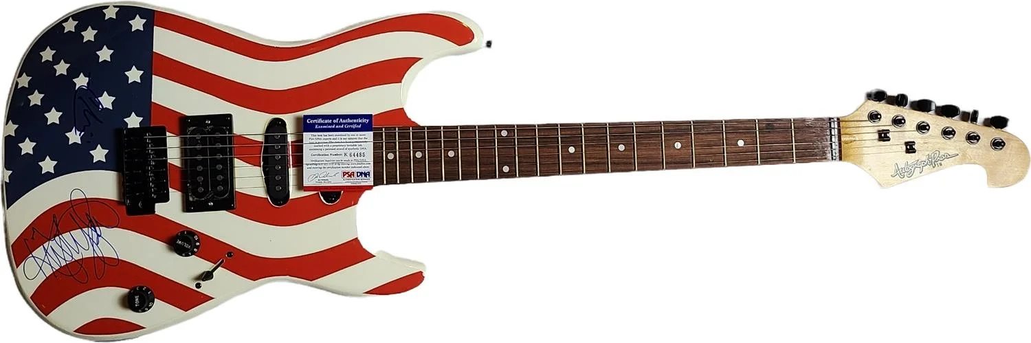 Kristy Lee Cook & Chikezie American Idol Signed Guitar PSA PSA, image 2