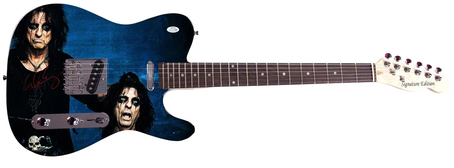 Alice Cooper Autographed Headless Custom Graphics Photo Guitar, изображение 2
