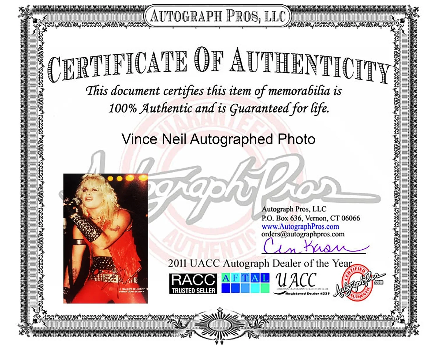 Motley Crue Vince Neil Signed Framed Custom Photo Display ACOA, изображение 2