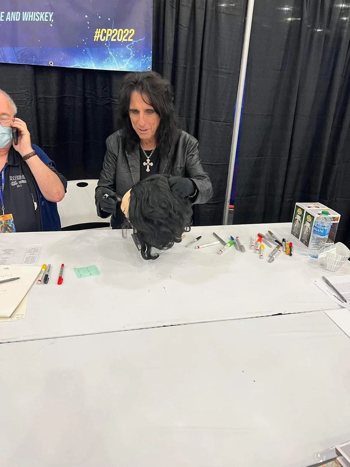 Alice Cooper Signed Mask & Custom Display Stand Exact Photo Proof, image 4