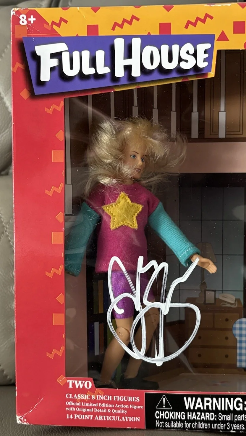 Candace Cameron Bure — Candace Cameron Bure Jodie Sweetin Signed Full House Mego Figure RARE LE JSA COA, изображение 3
