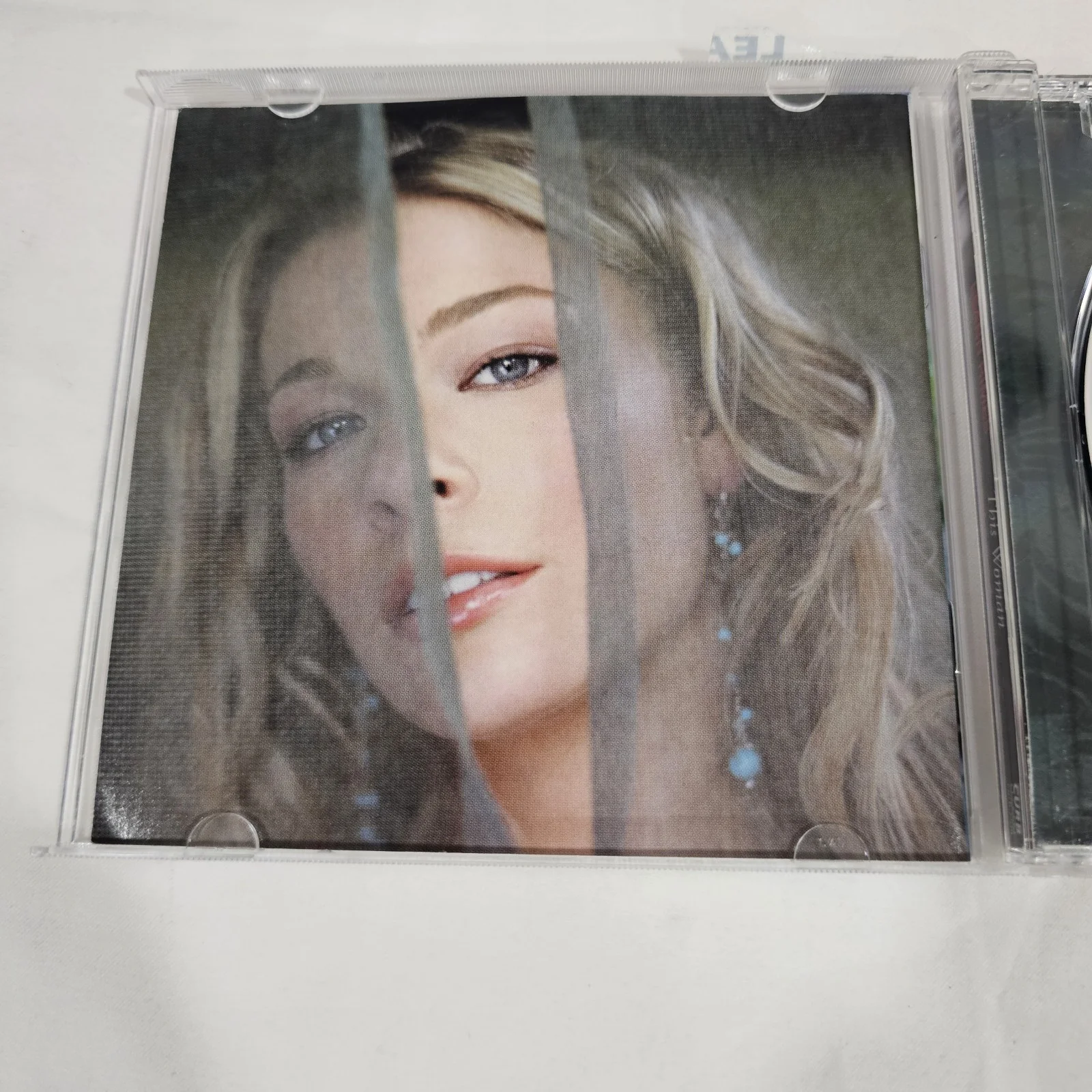 LeAnn Rimes Signed Cd "This woman", image 4