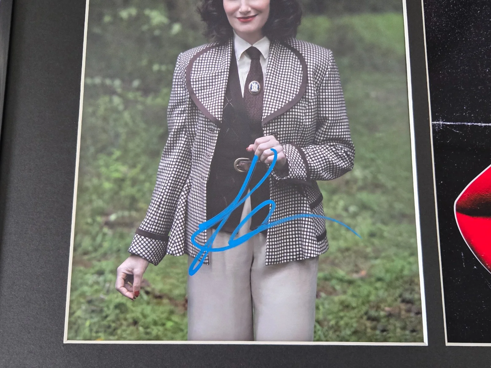 Kathryn Hahn Signed Photo Display Framed 16x20 Agatha All Along, изображение 2