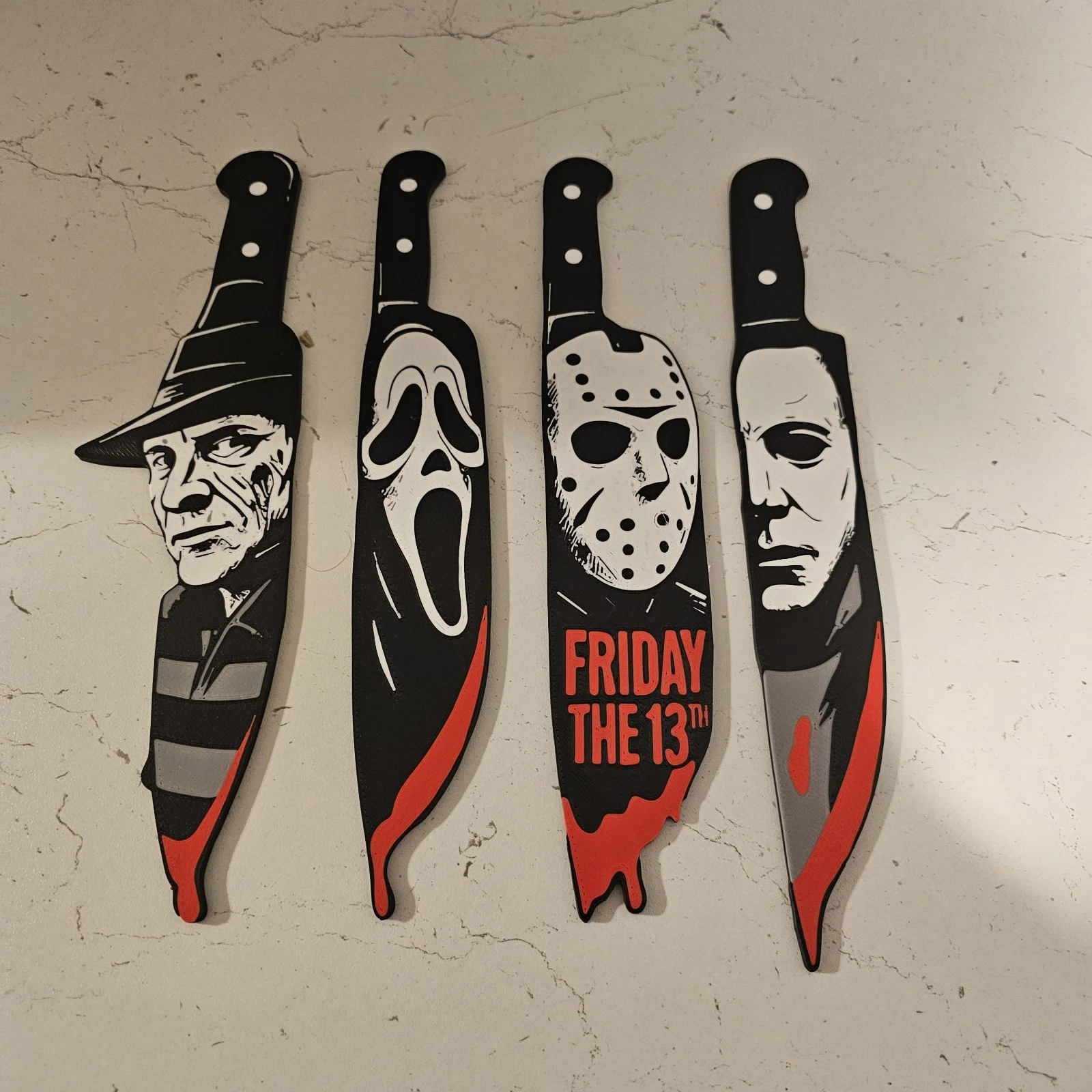 Horror Movie Icons Inspired Bloody Knife Wall Art Collection, изображение 2
