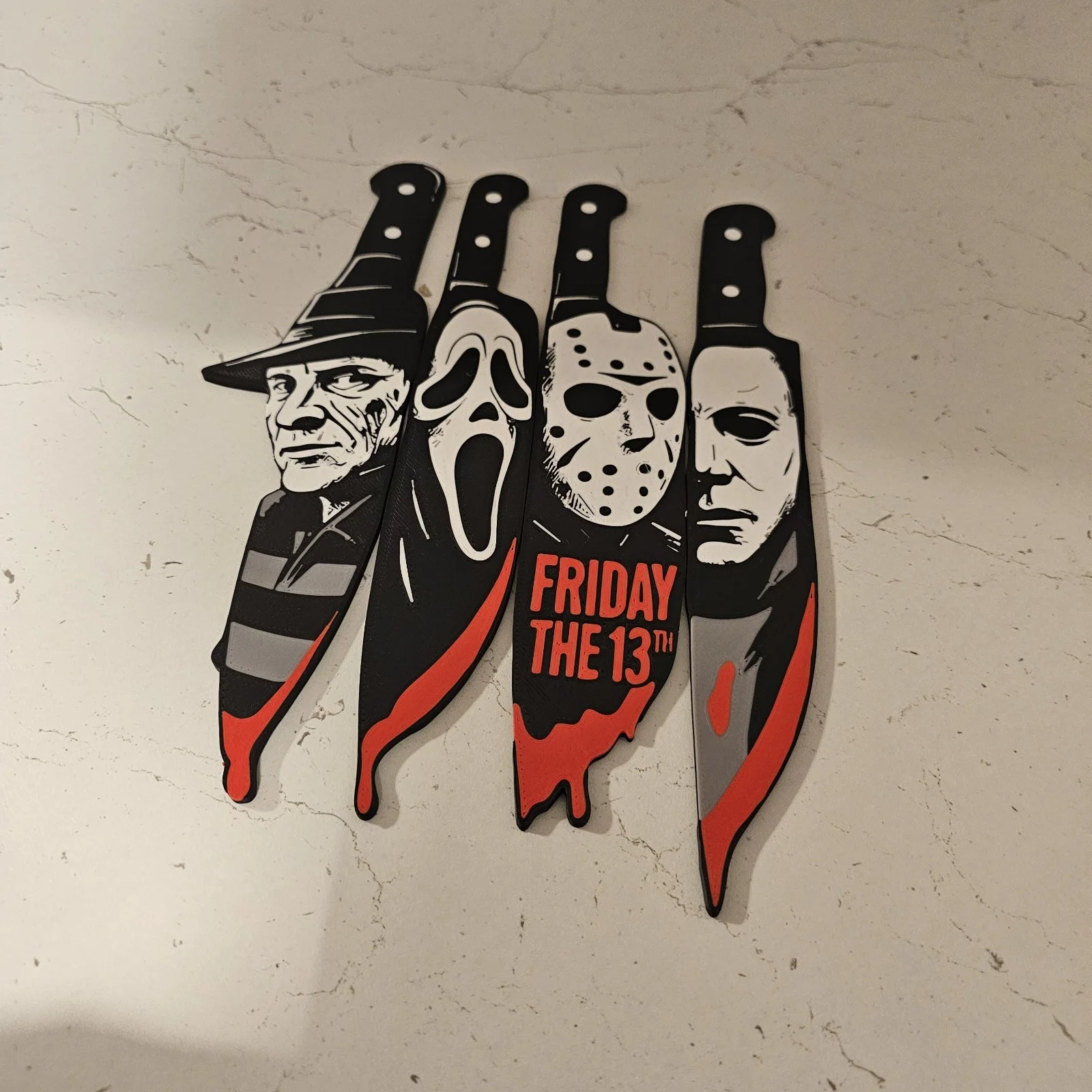 Horror Movie Icons Inspired Bloody Knife Wall Art Collection, изображение 5