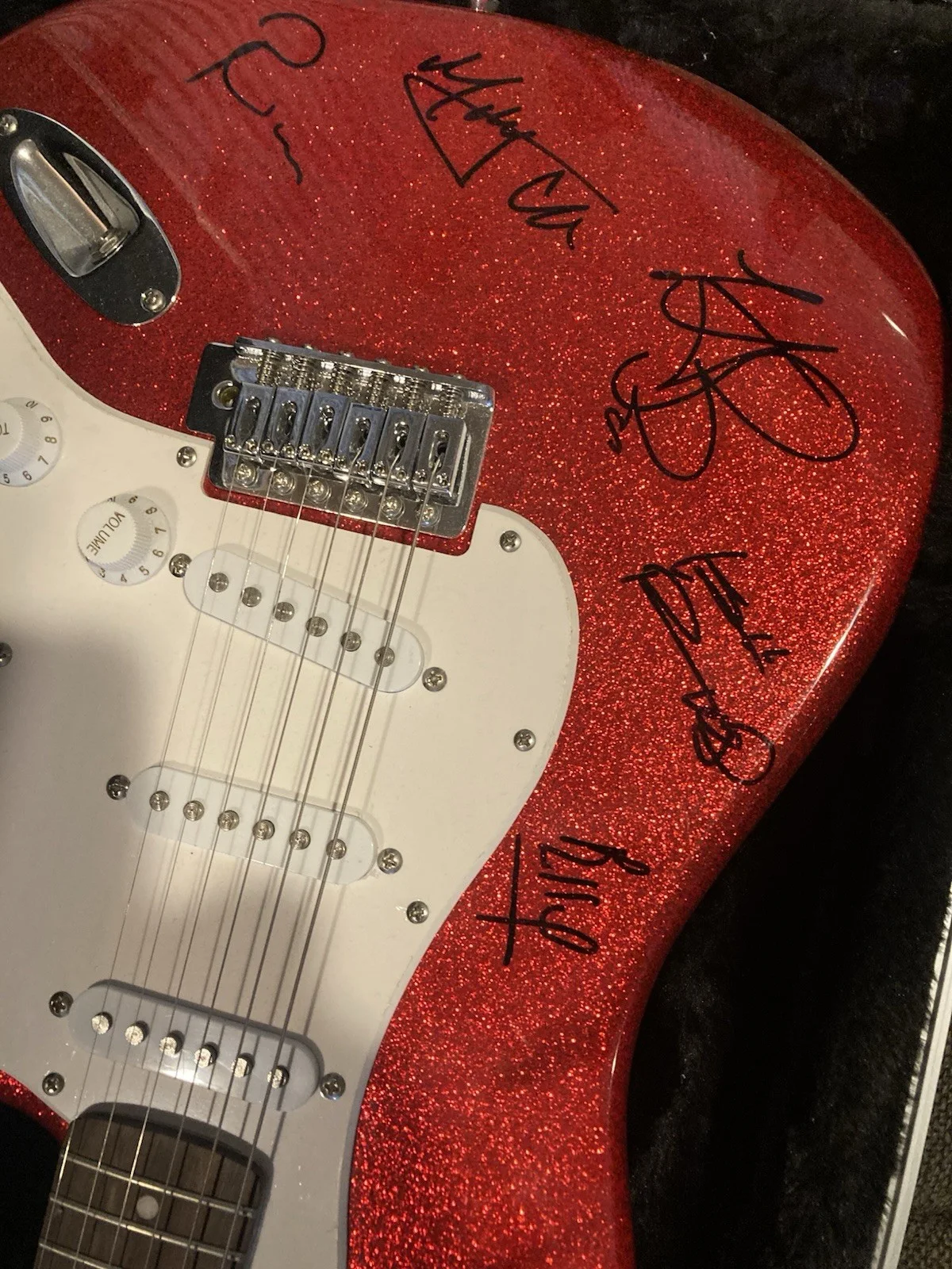 Rolling Stones Autographed Guitar By 5 Members Mick, Ron, Keith, Charlie, Bill., изображение 4