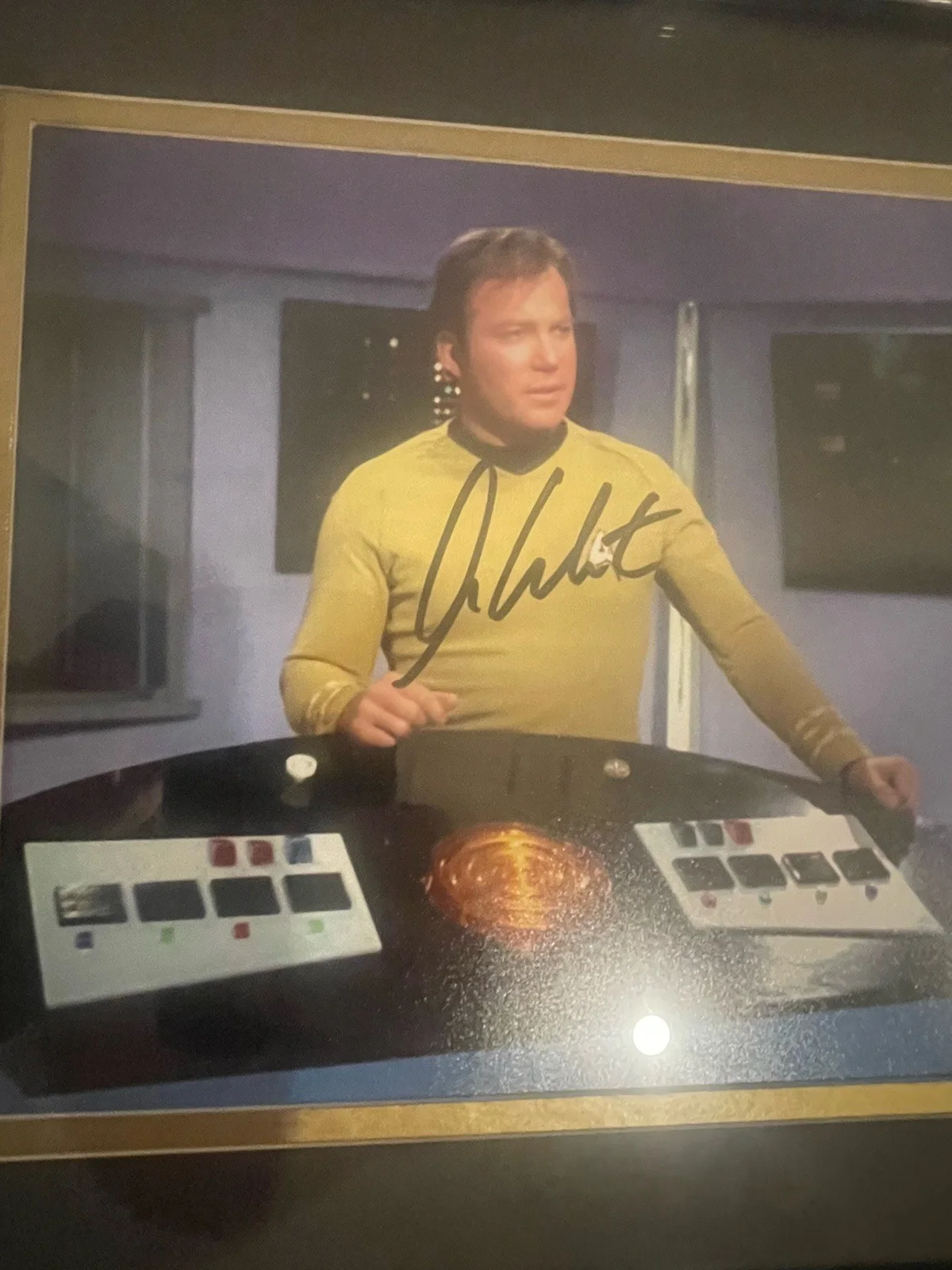 William Shatner — William Shatner Star Trek signed Autographed 8x10 Photo Framed JSA Certified, изображение 2