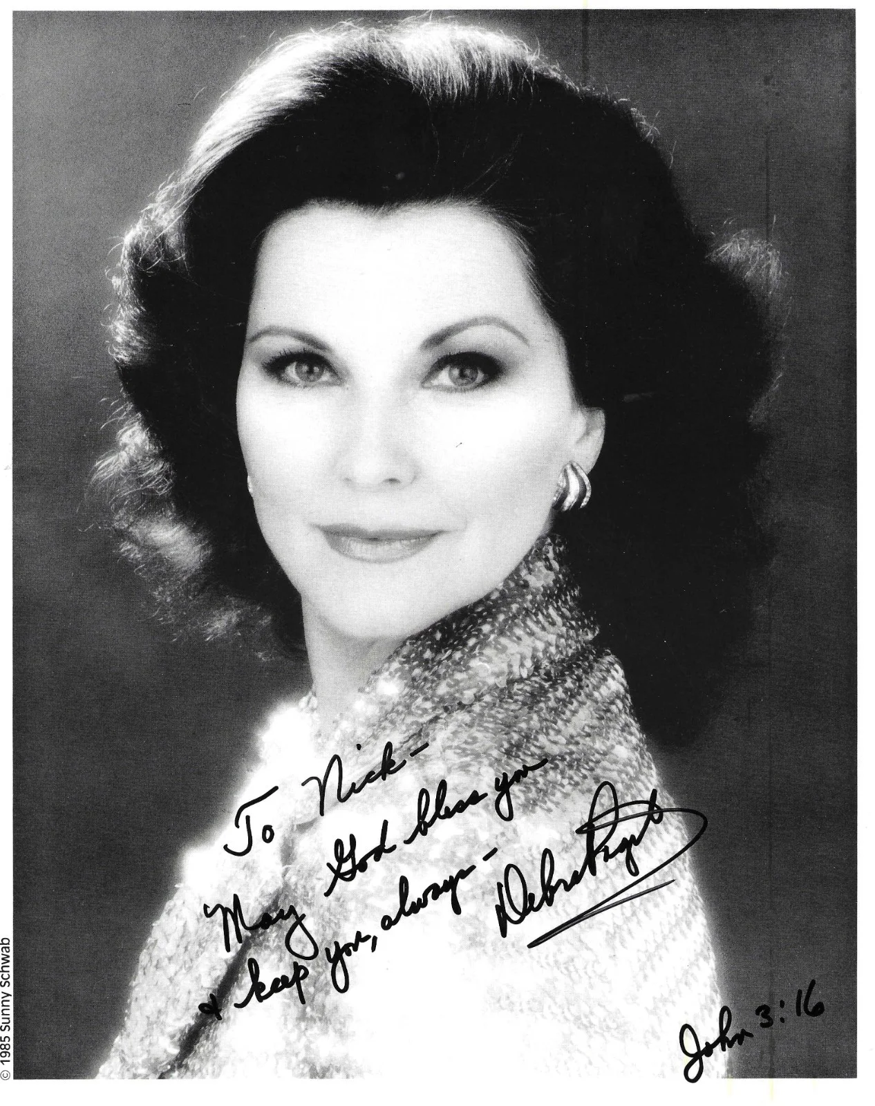 ANNE BANCROFT, MAUREEN STAPLETON, DEBRA PAGET, MAUREEN McGOVERN — 4 GREAT ACTRESSES signed ANNE BANCROFT, Debra Paget PLUS 2 OTHERS . 8x10 see loa, изображение 2