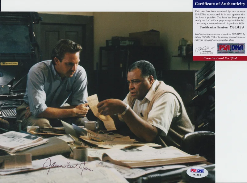 James Earl Jones — James Earl Jones Star Wars Field of Dreams Signed 8x10 Photo PSA/DNA COA #11