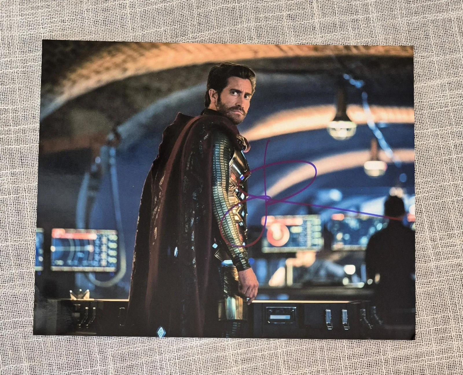 Jake Gyllenhaal — Jake Gyllenhaal Signed Autographed 8X10 Photo Marvel