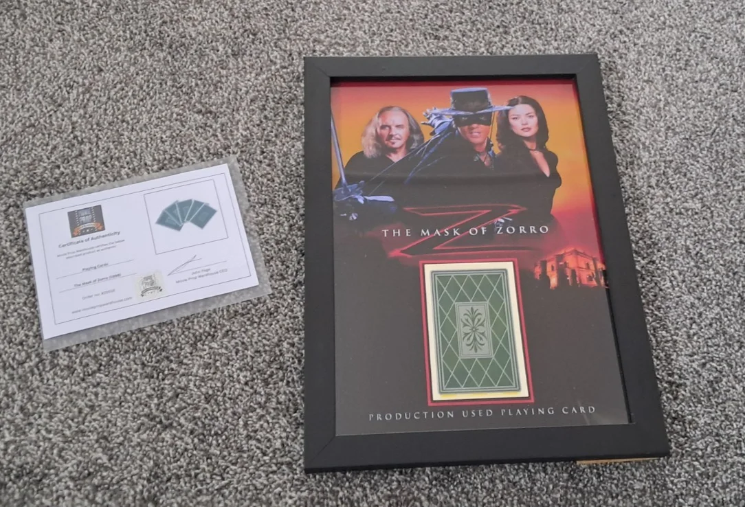 The Mask of Zorro (1998) - Production Used Playing Card Prop - A4 Display, изображение 4