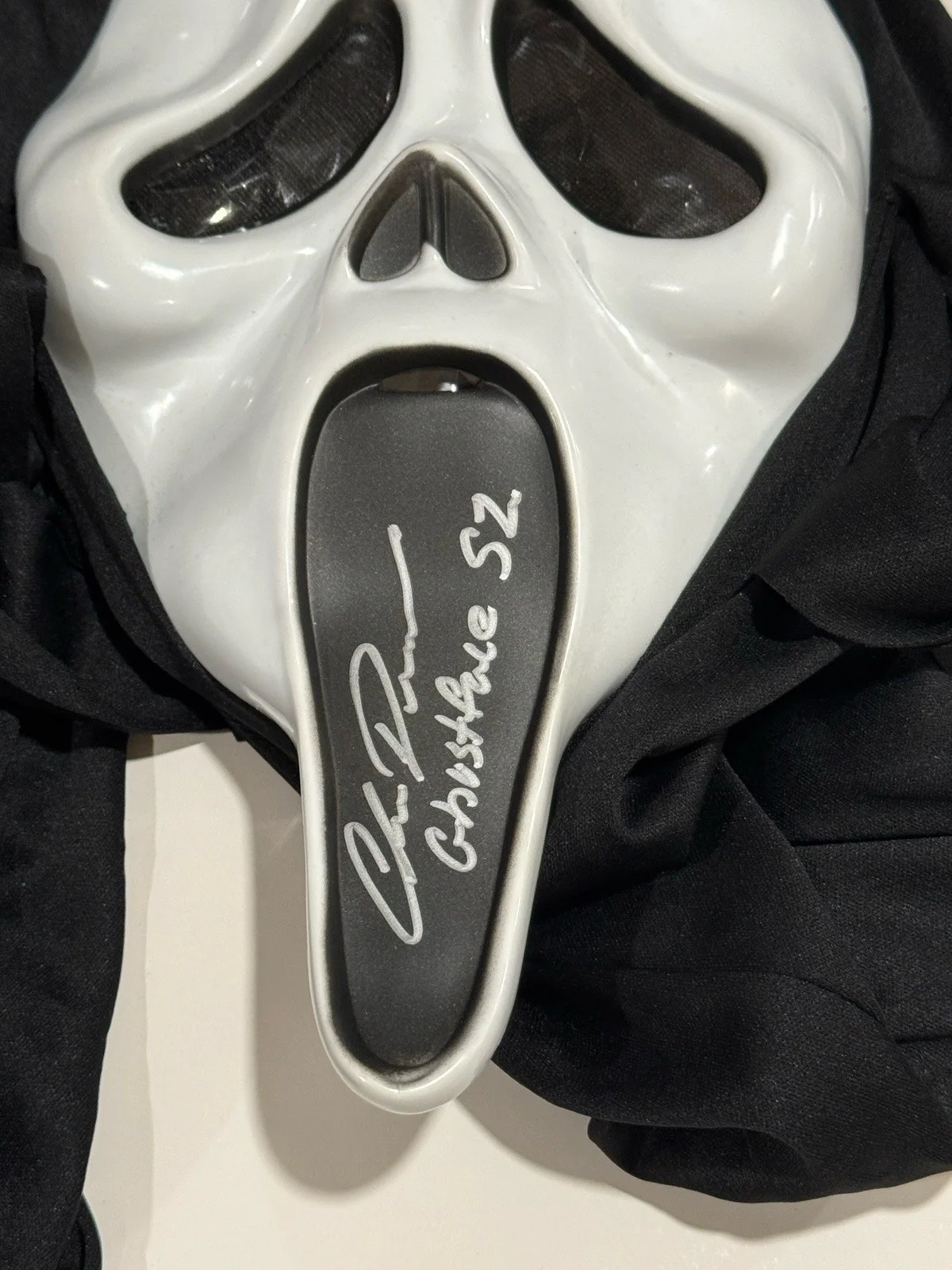 Chris Durand — Chris Durand Signed Scream Ghostface HORROR Mask EXACT PROOF JSA COA A, image 2
