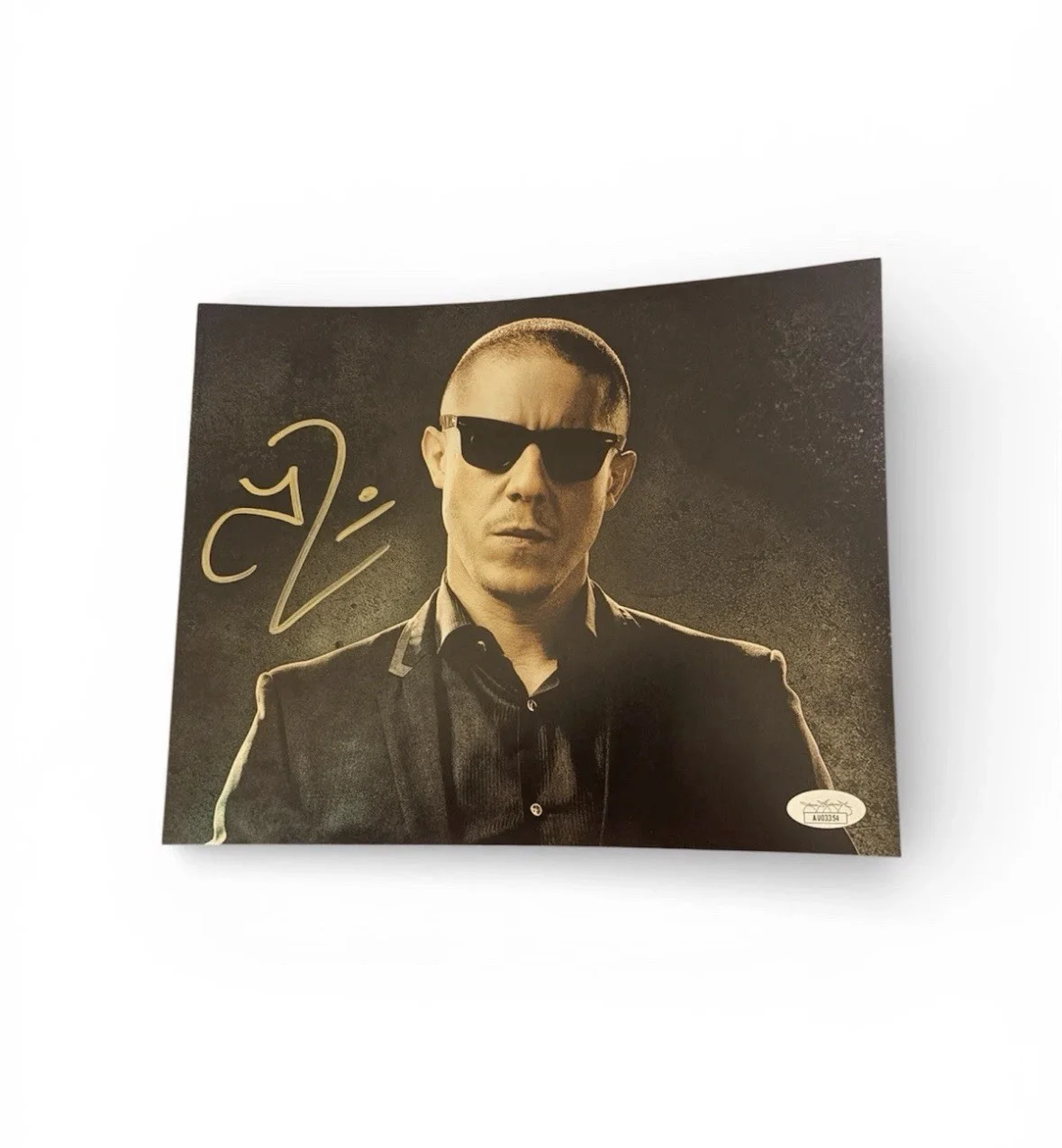 Theo Rossi — Theo Rossi Signed Autographed 8x10 Photo Sons Of Anarchy Luke Cage W/COA JSA, изображение 2