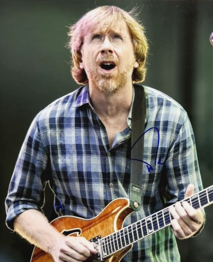 Trey Anastasio Signed 8x10 Photo – PHISH Autograph – JSA COA J19203 – Authentic, image 2