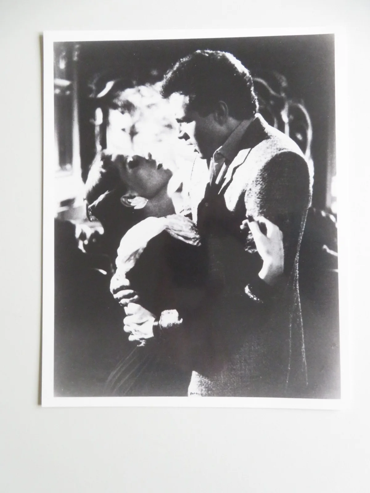 THE BEDROOM WINDOW PRESS KIT 1987 STEVE GUTTENBERG ELIZABETH MCGOVERN, image 3