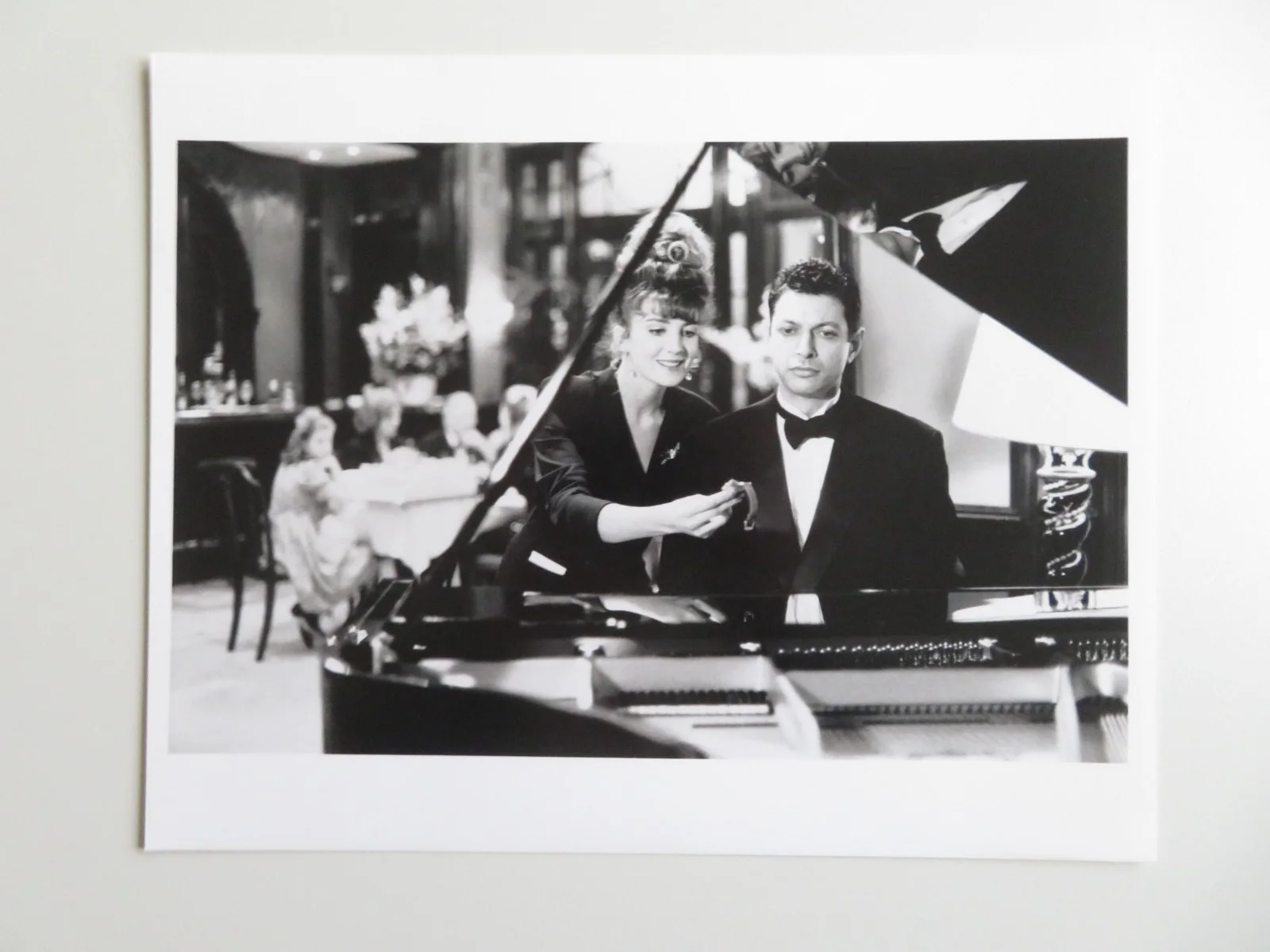 THE FAVOUR, THE WATCH AND THE VERY BIG FISH PRESS KIT 1991 BOB HOSKINS GOLDBLUM, изображение 4