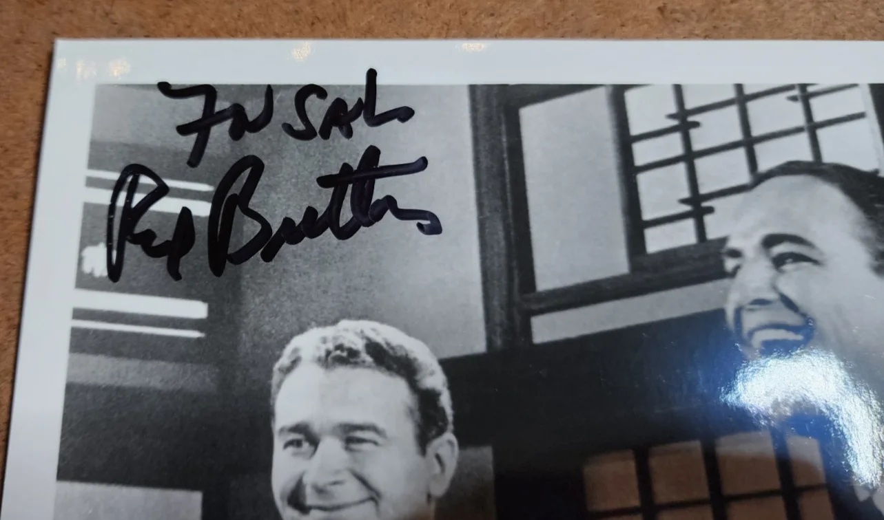 Red Buttons — Photo of RED BUTTONS & Marlon Brando SIGNED, Autographed by Red Buttons Sayonara, изображение 5