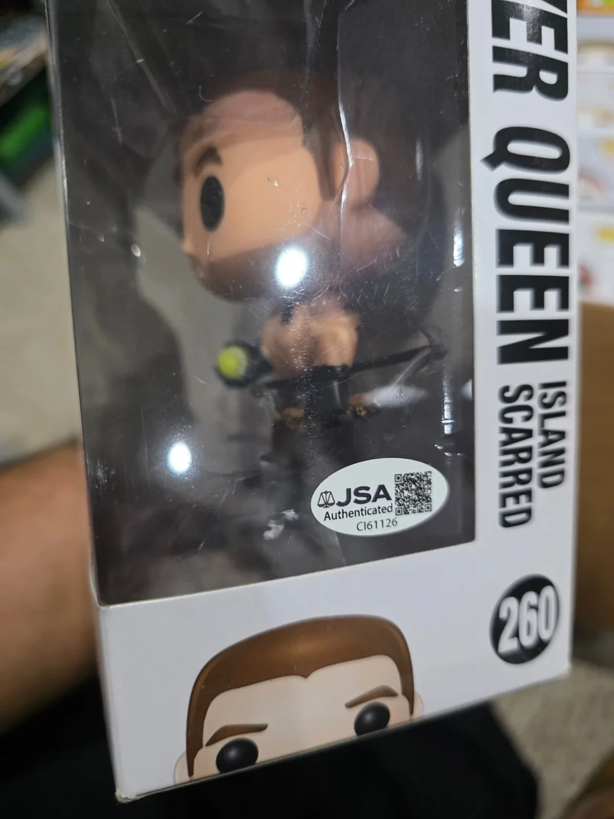 STEPHEN AMELL — FUNKO POP STEPHEN AMELL SIGNED THE ARROW OLIVER QUEEN 260 EXCLUSIVE jsa coa, изображение 2