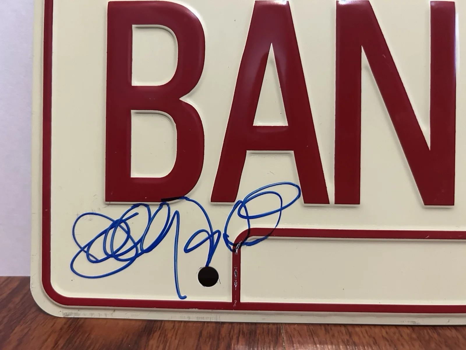 Sally Field — SALLY FIELD SIGNED SMOKEY AND THE BANDIT CARRIE LICENSE PLATE BECKETT BAS, изображение 3