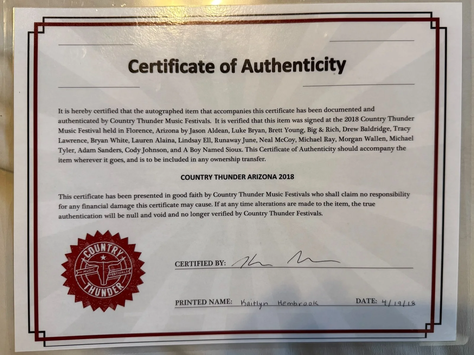 Signed Guitar from the 2018 Country Thunder Music Festival held in Florence, AZ, изображение 3