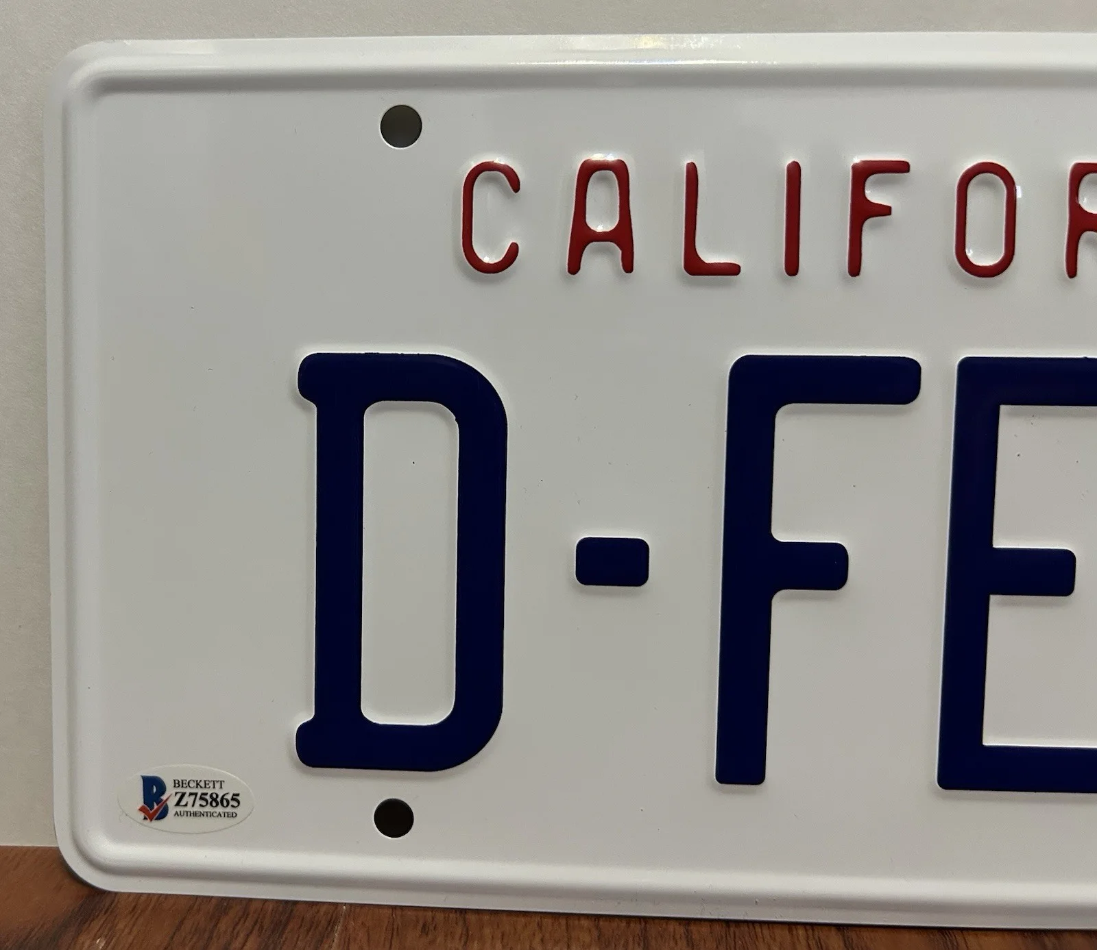 Michael Douglas — MICHAEL DOUGLAS SIGNED FALLING DOWN WILLIAM FOSTER LICENSE PLATE BECKETT BAS, image 3