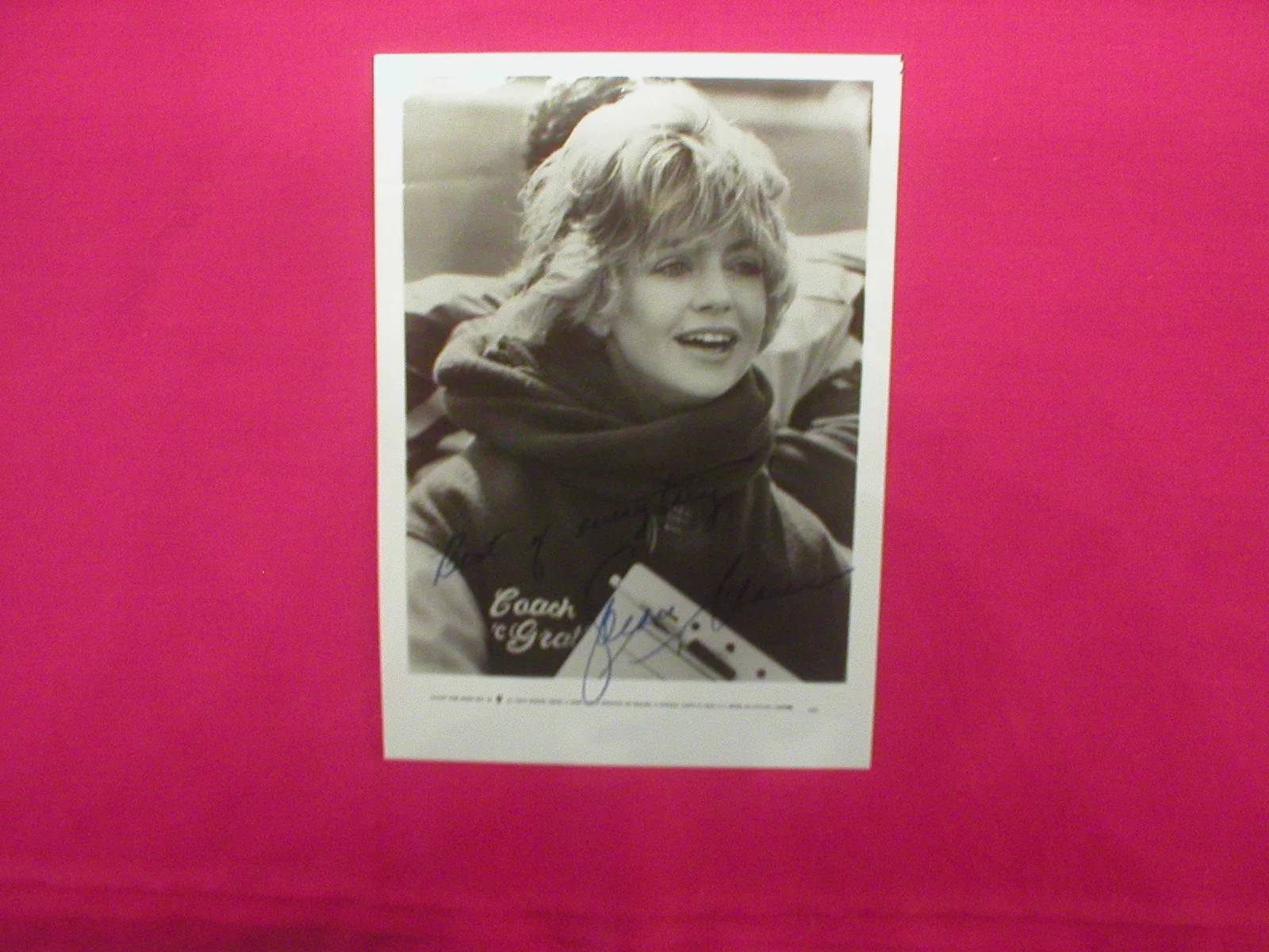 Goldie Hawn — VINTAGE GOLDIE HAWN SIGNED, AUTOGRAPHED 5 X 7 PHOTO