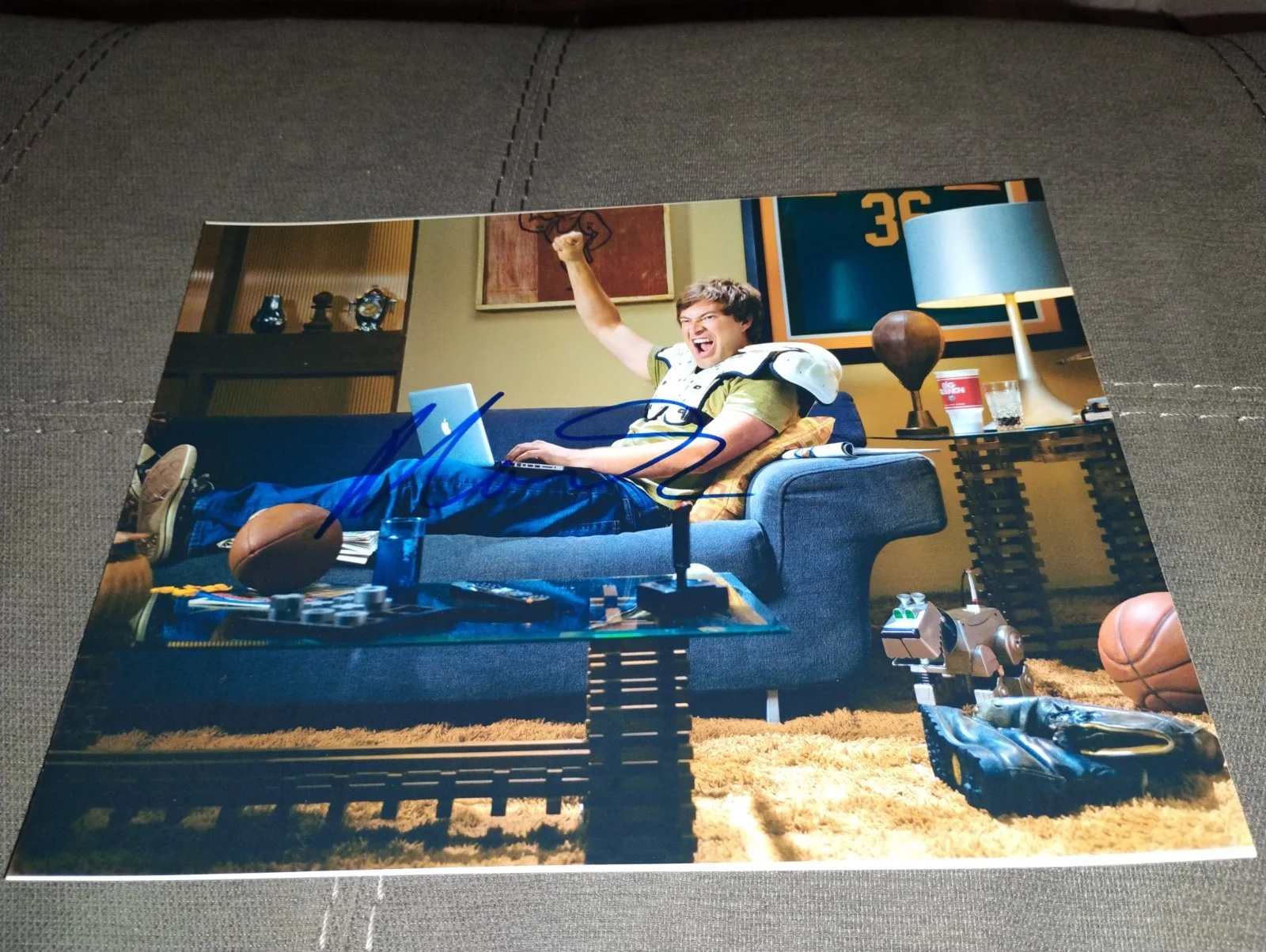 MARK DUPLASS — Mark Duplass The League autographed photo signed 8.5x11, image 2