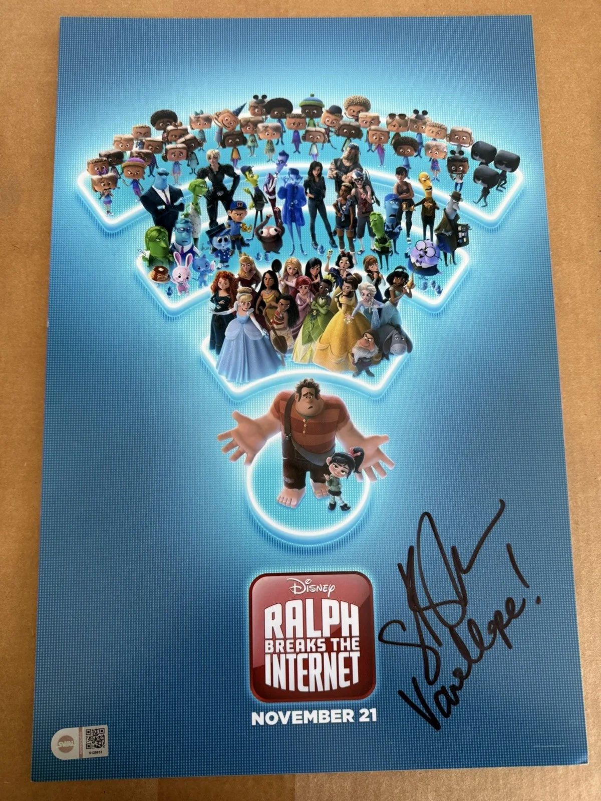 Sarah Silverman Signed Wreck-It Ralph Vanellope 12x18 Poster Autograph Prof SWAU, изображение 2