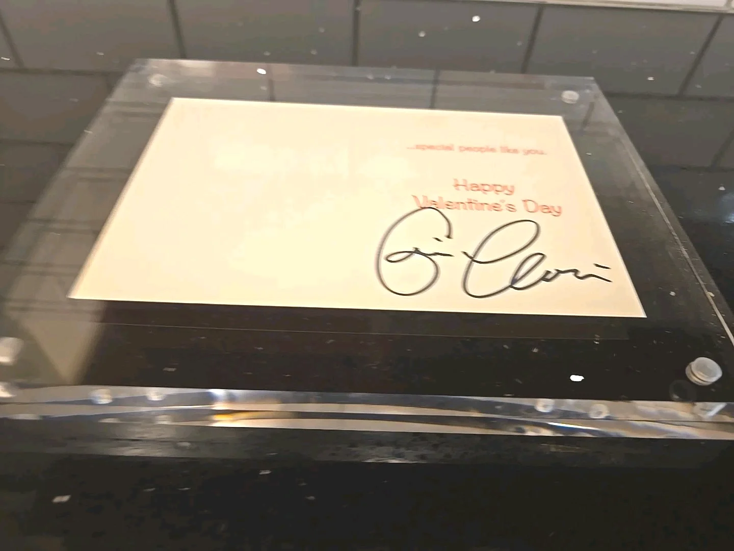 Eric Clapton — ERIC CLAPTON Autograph SIGNED CARD Valentine's Day CREAM REAL ROGER EPPERSON LOA, image 4