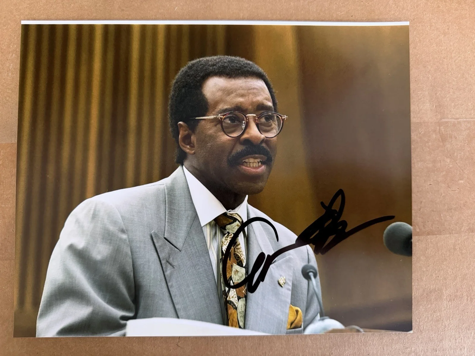 Courtney B Vance Signed American Horror Story 8x10 Photo Autograph Exact Proof, изображение 2