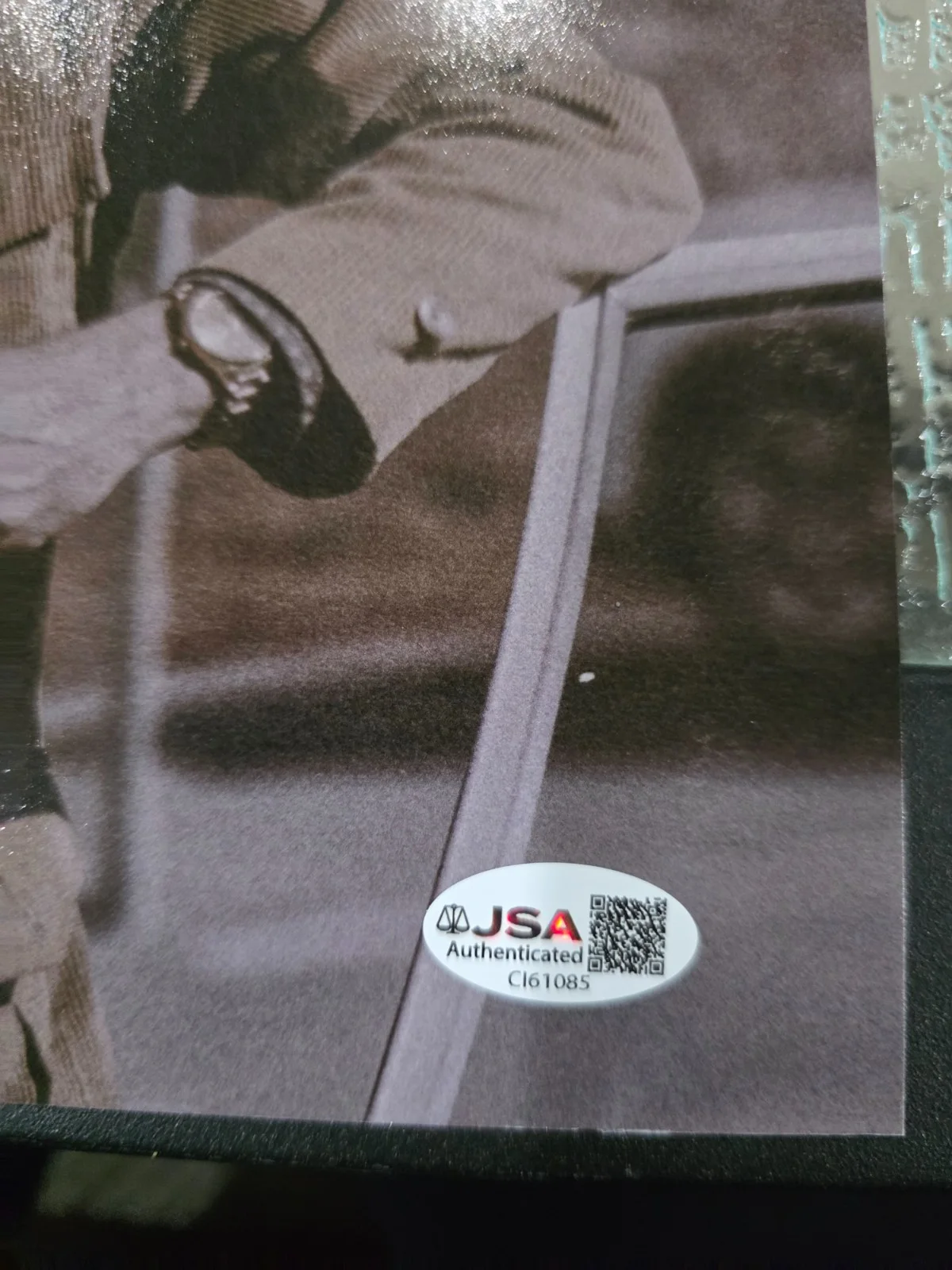 Jack Quaid — Jack Quaid Signed 12x18 Photo Movie Neighbourhood coa jsa, изображение 2