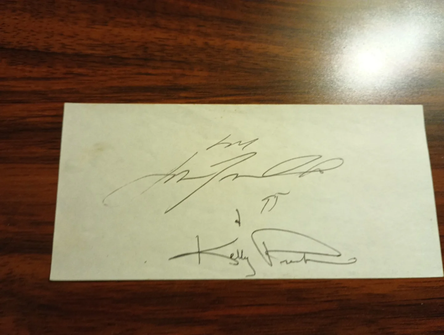 John Travolta/Kelley Preston — AUTOGRAPHS of John Travolta And Kelly Preston from the Set of 1995 Citizen Ruth, изображение 4
