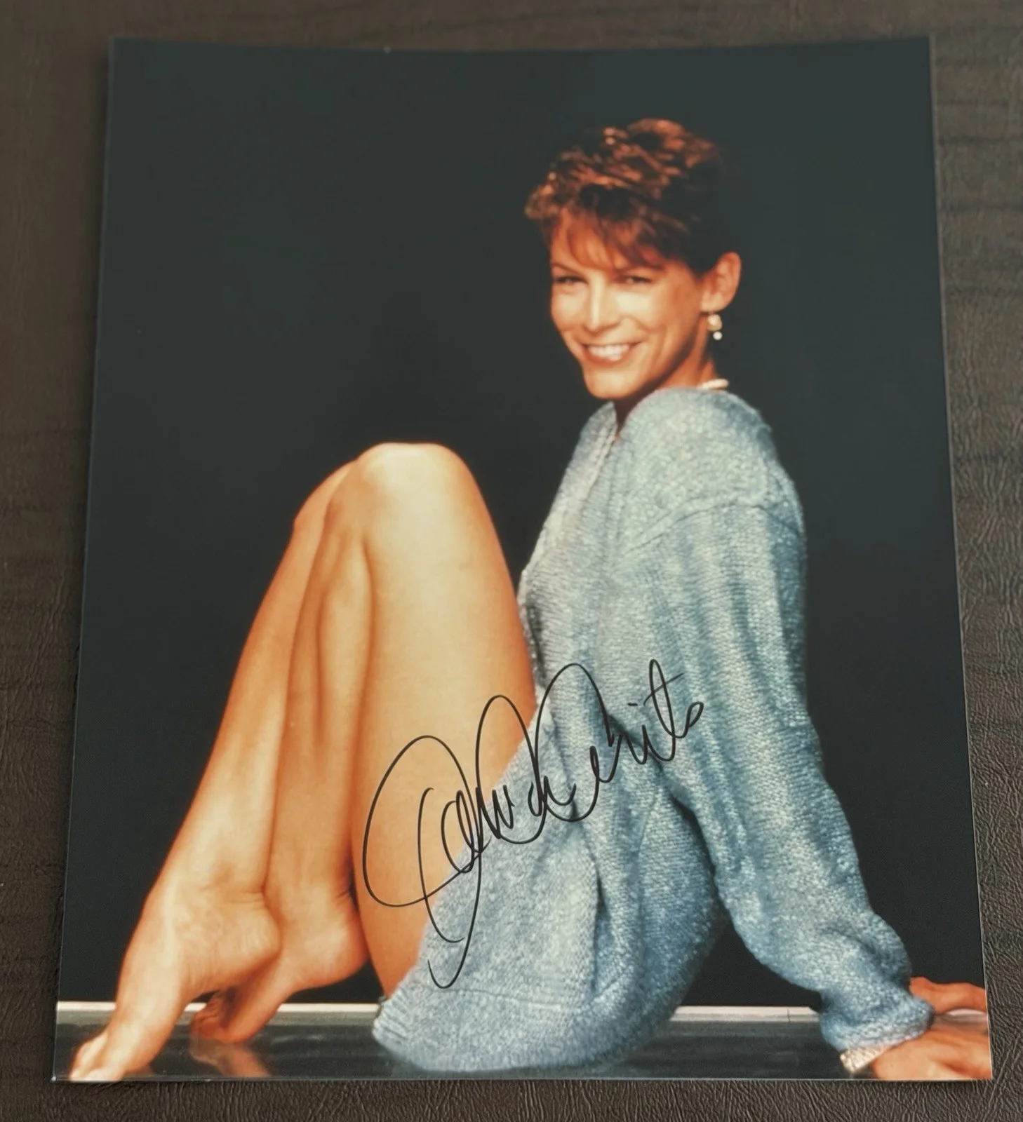 Jamie Lee Curtis — Jamie Lee Curtis Hand signed 8x10 photo Halloween With COA