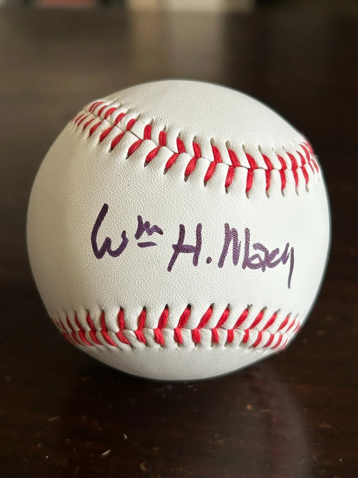 SHAMELESS STAR WILLIAM H MACY HAND SIGNED BASEBALL W/PHOTO & VIDEO PROOF, image 3
