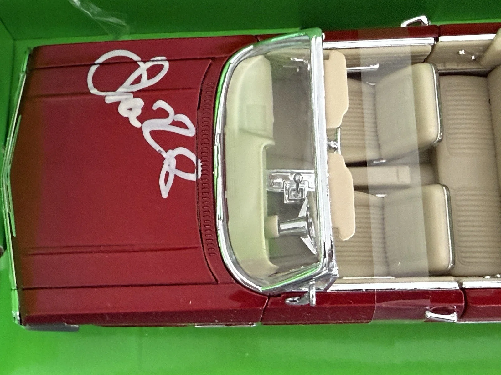 CHAZZ PALMINTERI signed (A BRONX TALE) Red Die Cast Car SONNY BECKETT 4W323316, image 2