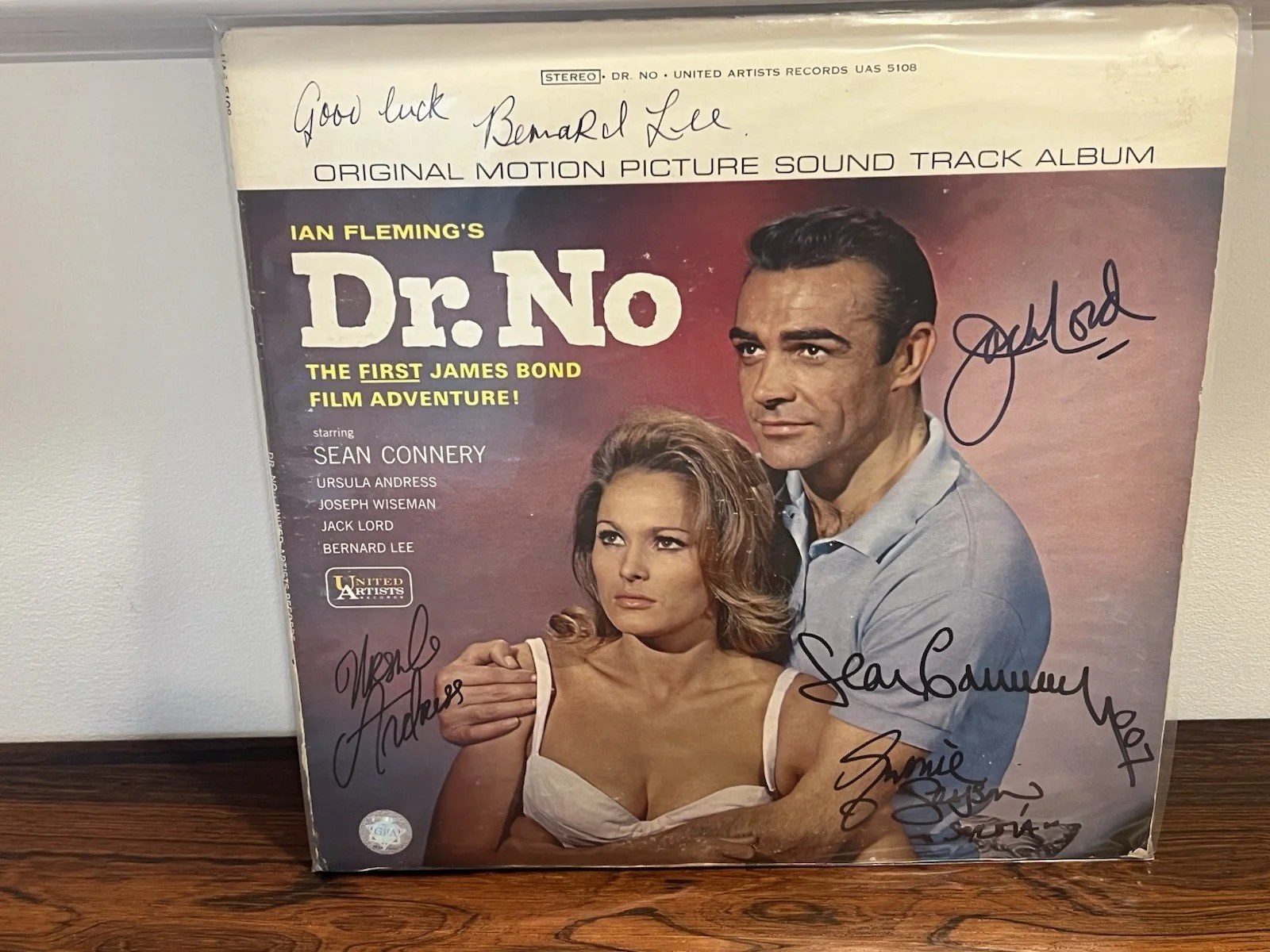 James Bond 007 Sean Connery 6 Soundtrack Albums Signed By Connery + Cast, image 2