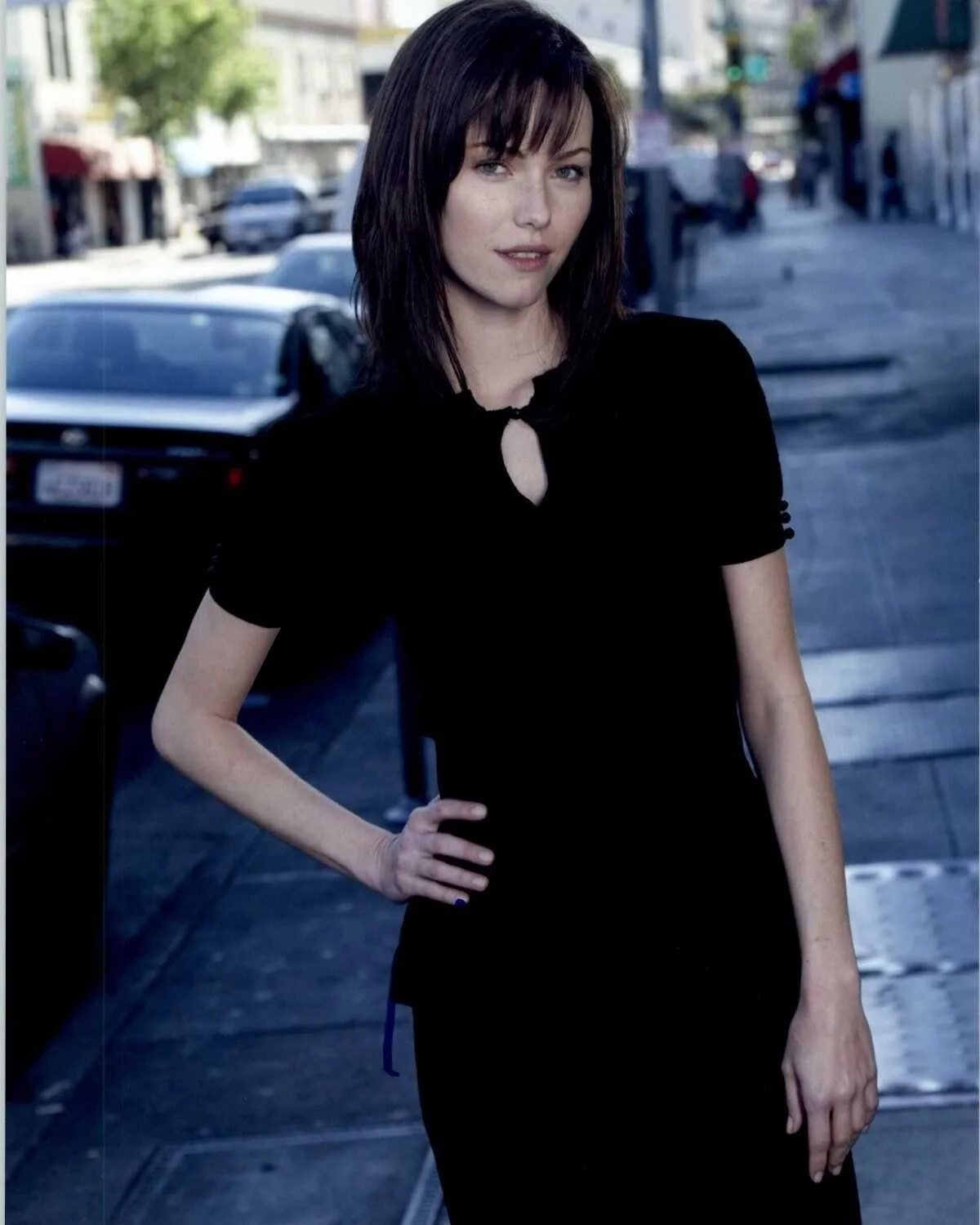 Sarah Shahi — Sarah Shahi Signed Autographed Color Glossy 8x10 Photo