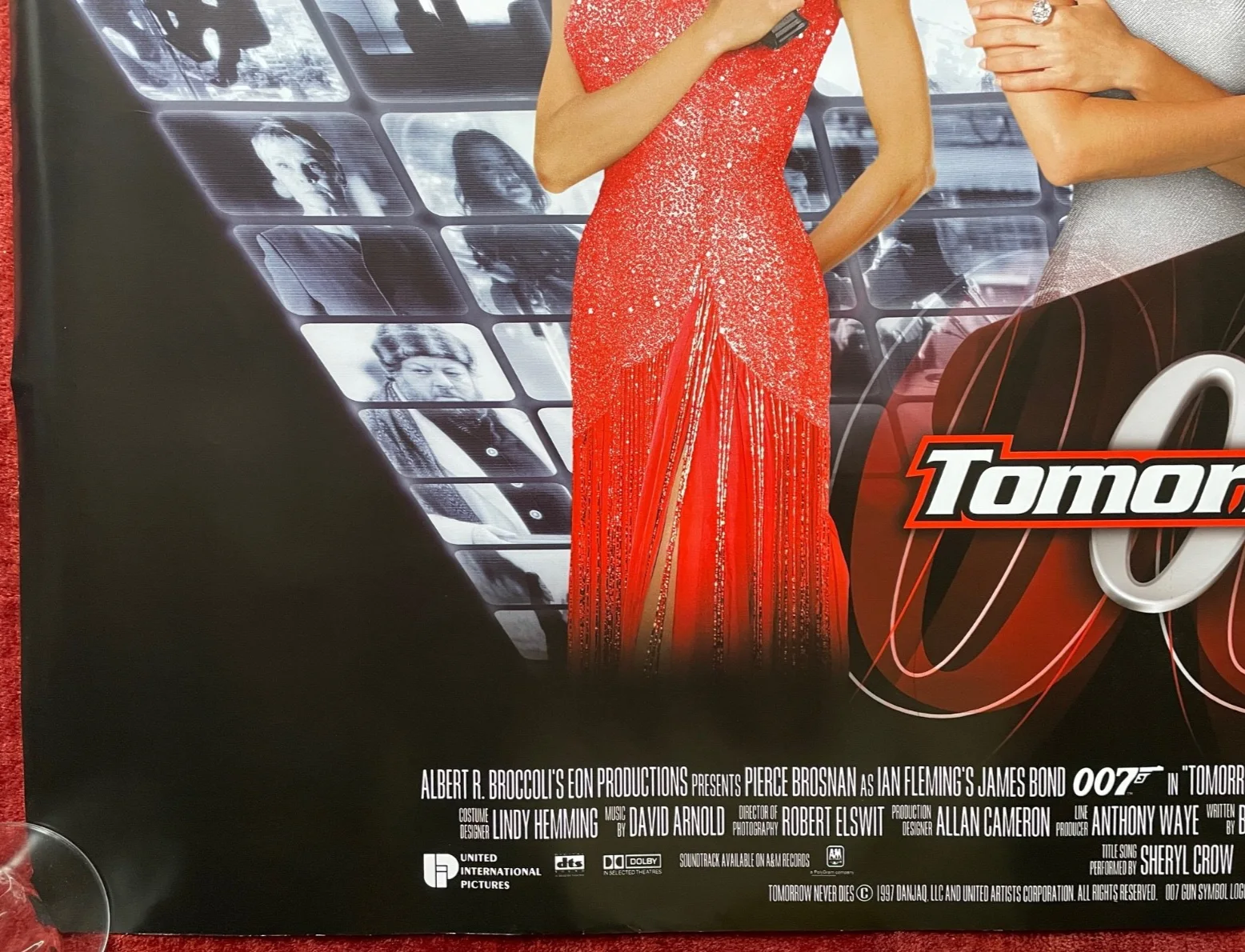 TOMORROW NEVER DIES (1997) Original 007 James Bond UK Quad Film Poster, изображение 4