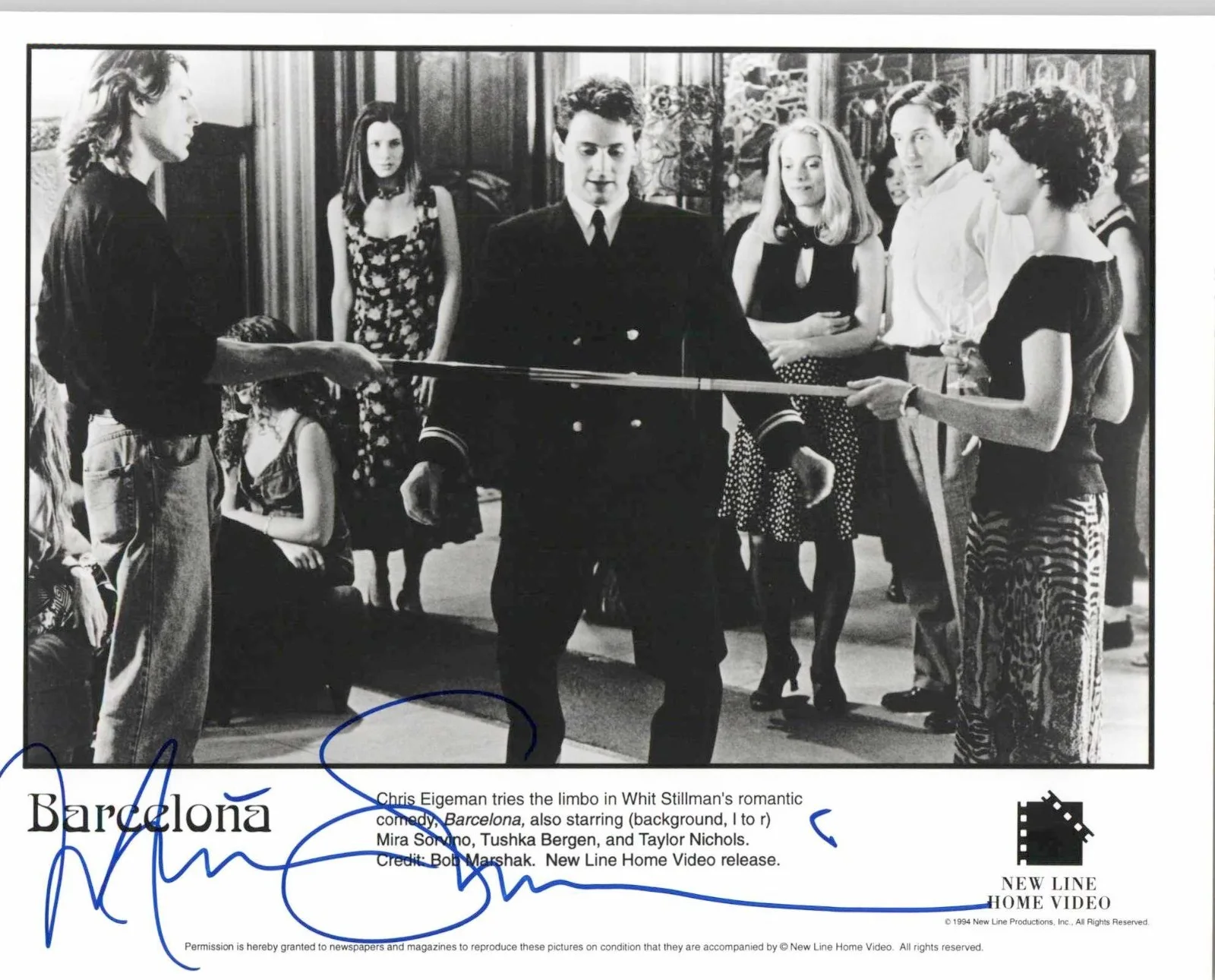 Mira Sorvino — Mira Sorvino Signed Autographed "Barcelona" Glossy 8x10 Photo