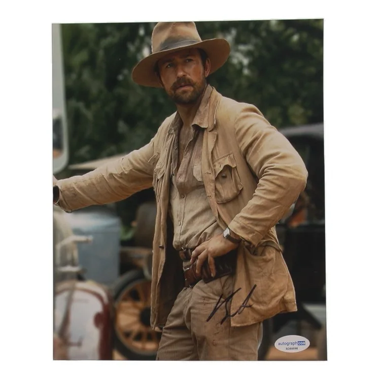 Brandon Sklenar — Brandon Sklenar as Spencer Dutton Signed "1923" Yellowstone 8x10 Photo (ACOA)