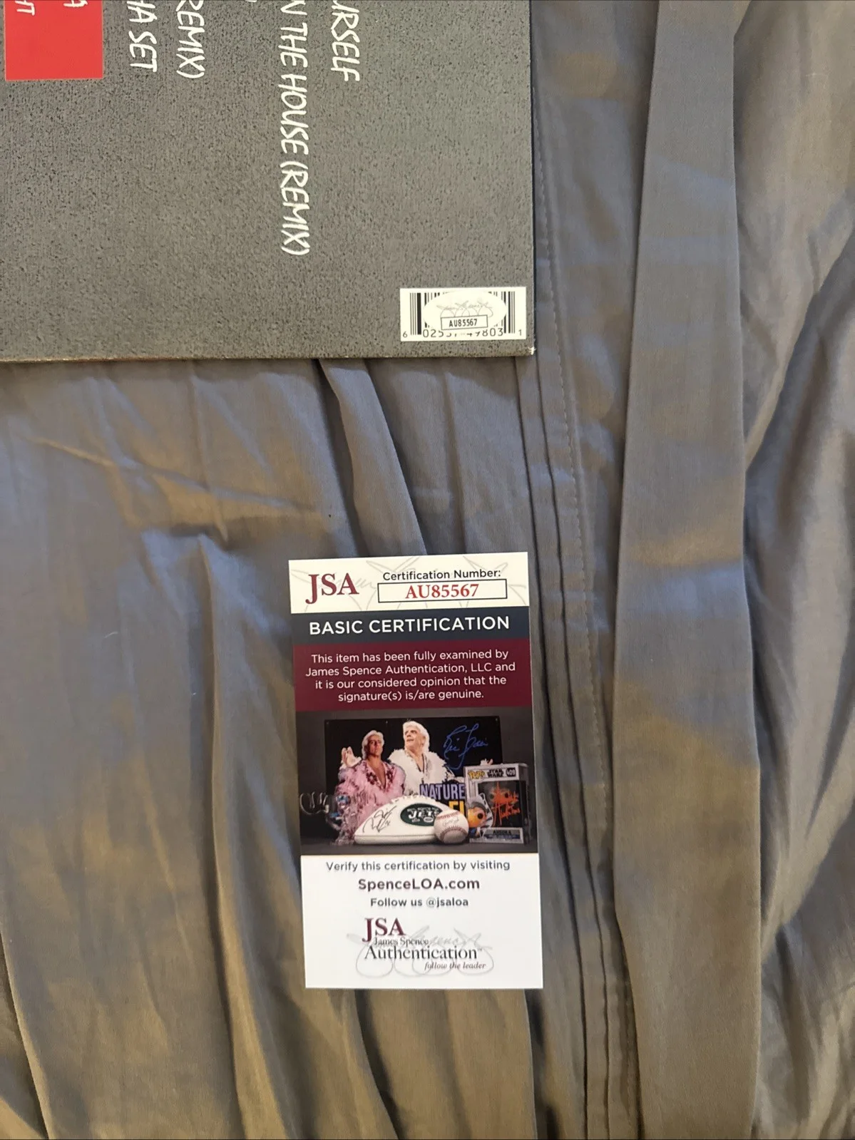 ICE CUBE — Ice Cube signed NWA "Straight Outta Compton" Vinyl Album Autographed JSA Cert, image 5