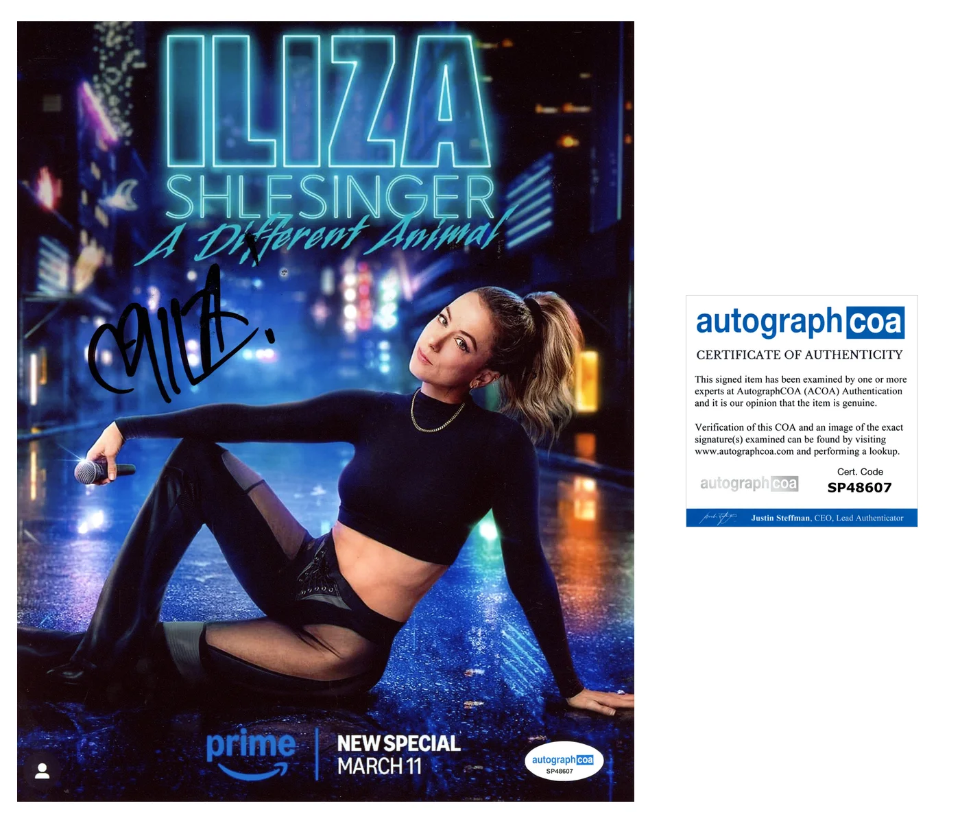 Iliza Shlesinger — Iliza Shlesinger Signed Autographed 8x10 Photo ACOA
