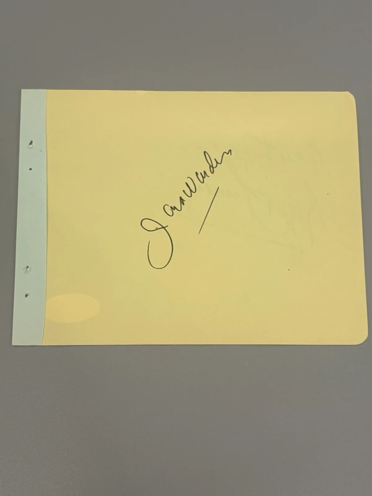 Roger Livesey Autographed Album Page British Actor D.1976 JSA, изображение 2