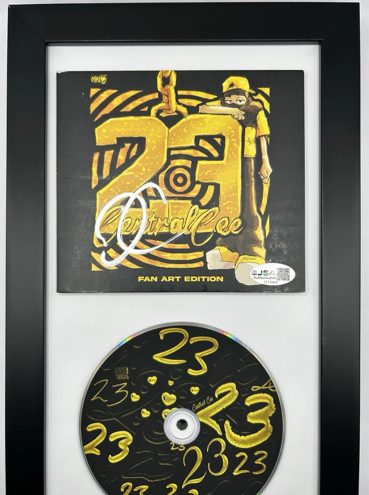 CENTRAL CEE — CENTRAL CEE SIGNED “23” FAN ART EDITION CD WITH FRAME AUTOGRAPH UK RARE JSA COA, изображение 3