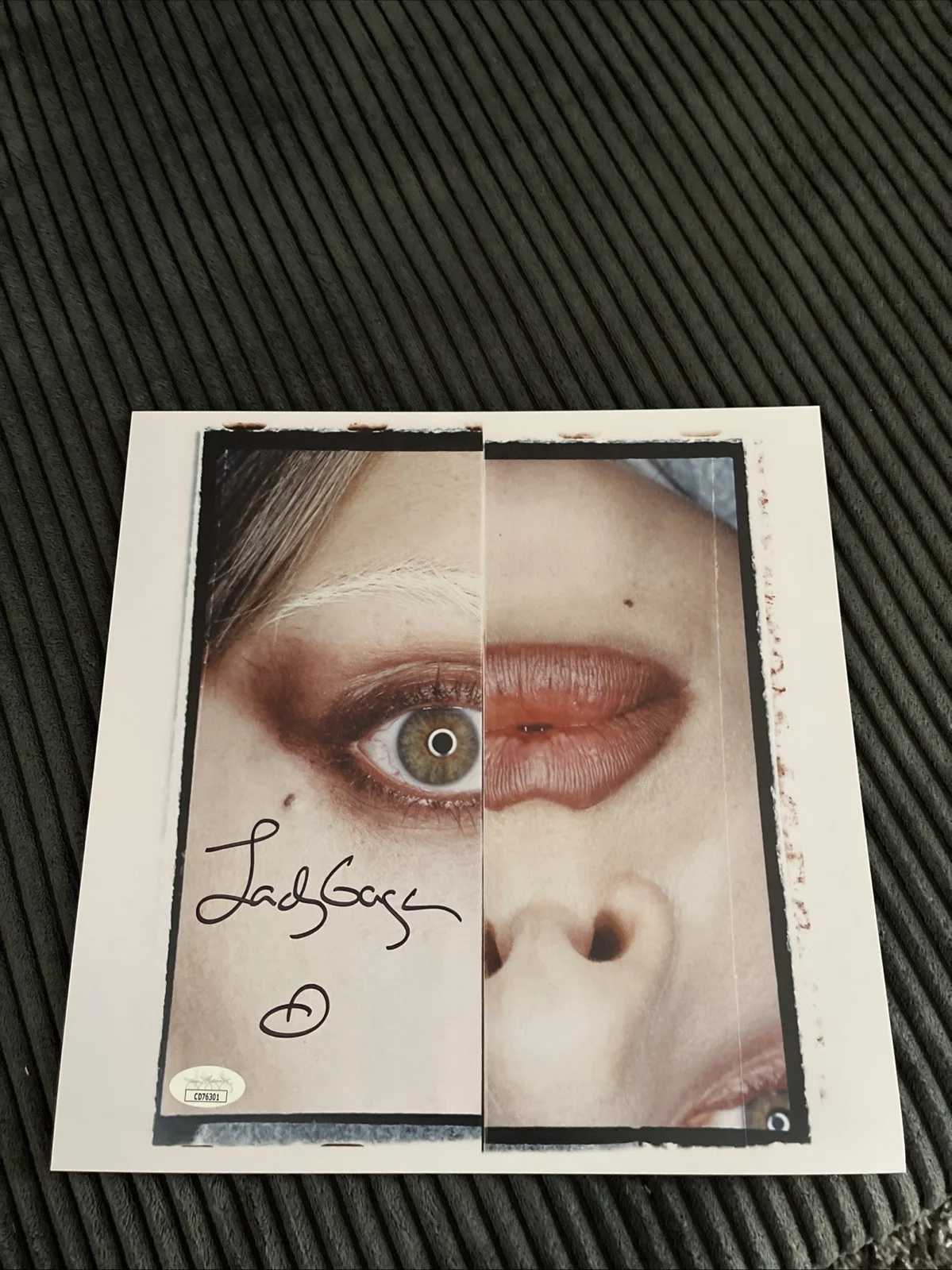 Lady Gaga Signed Mayhem Vinyl Album JSA COA 2025 Musician Star Is Born, изображение 3