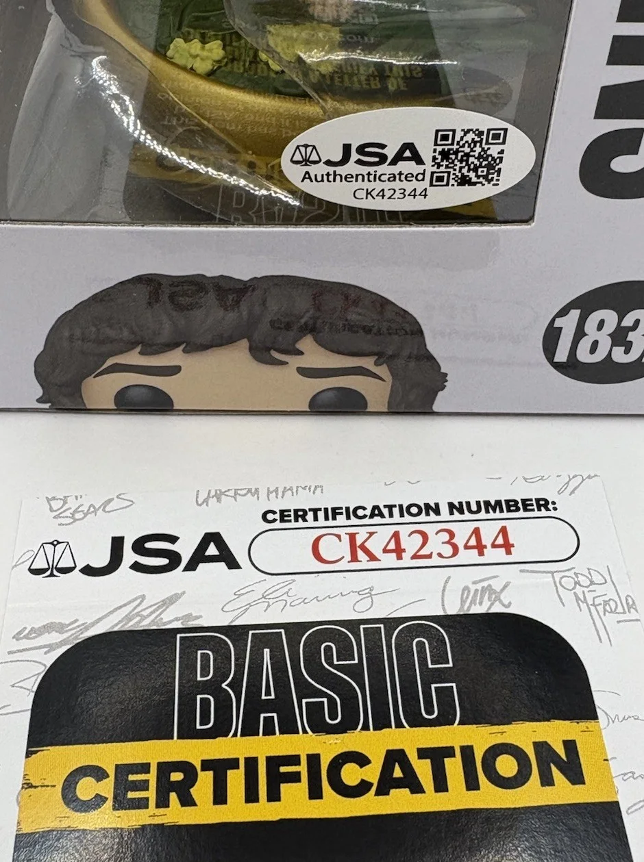Elijah Wood — Elijah Wood Signed Autographed Frodo Baggins LOTR Funko POP Figure 1832 JSA COA!, изображение 4