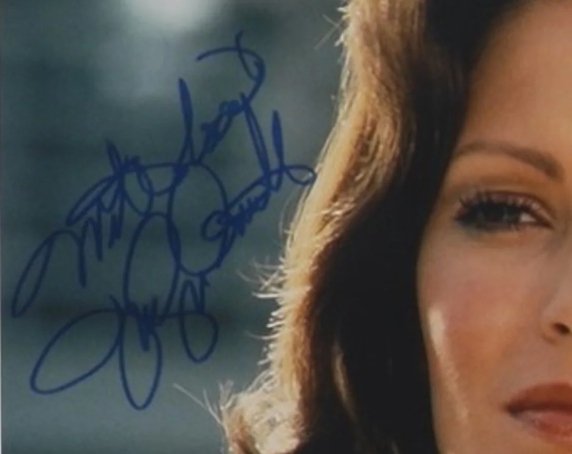 KARA KILLMER — JACLYN SMITH (American actress) Signed 8×10 Photo (Beckett Authenticated), изображение 2