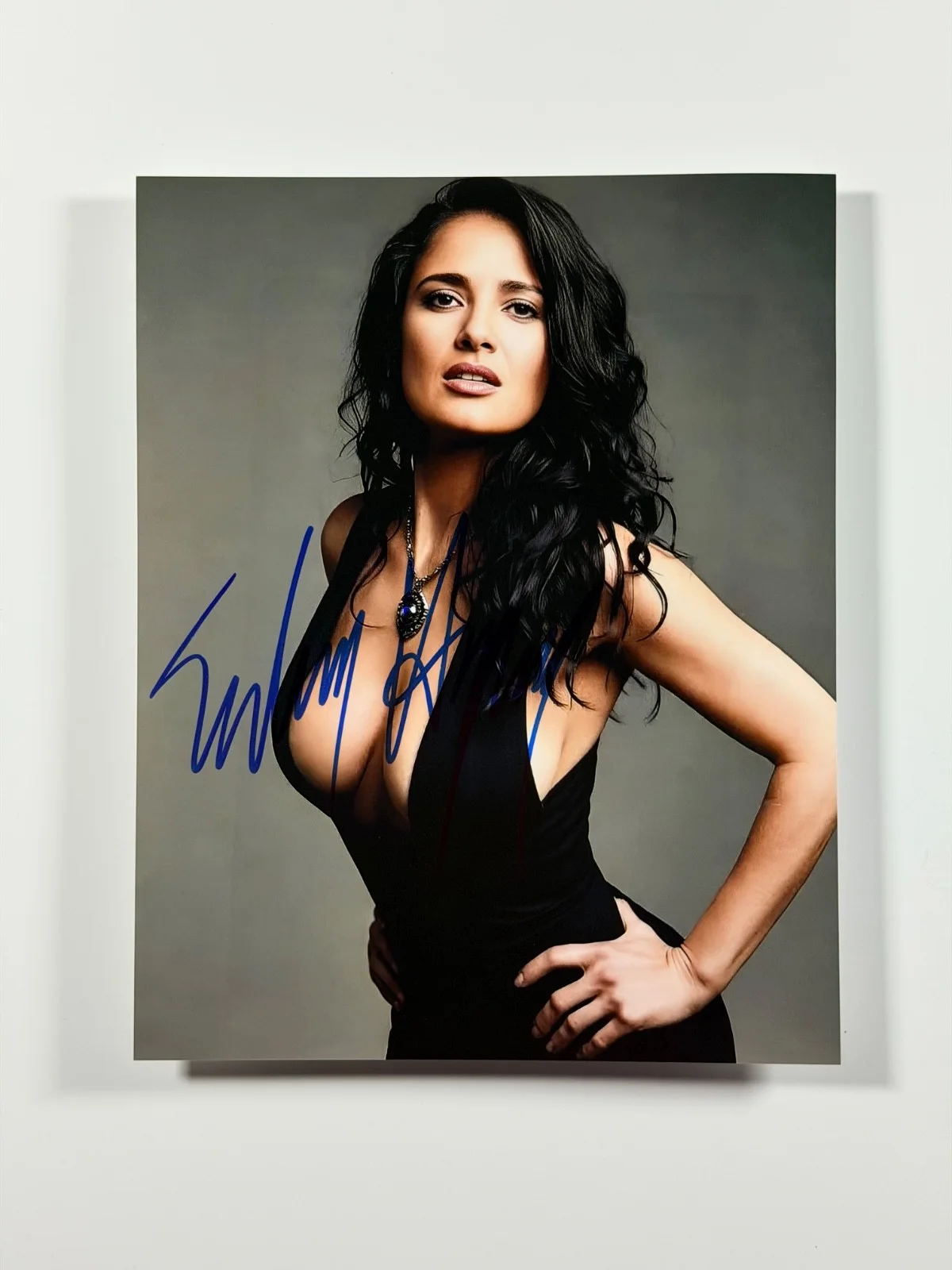 Salma Hayek — Salma Hayek Signed 8x10 Glamour Photo Autographed Actress w/ COA