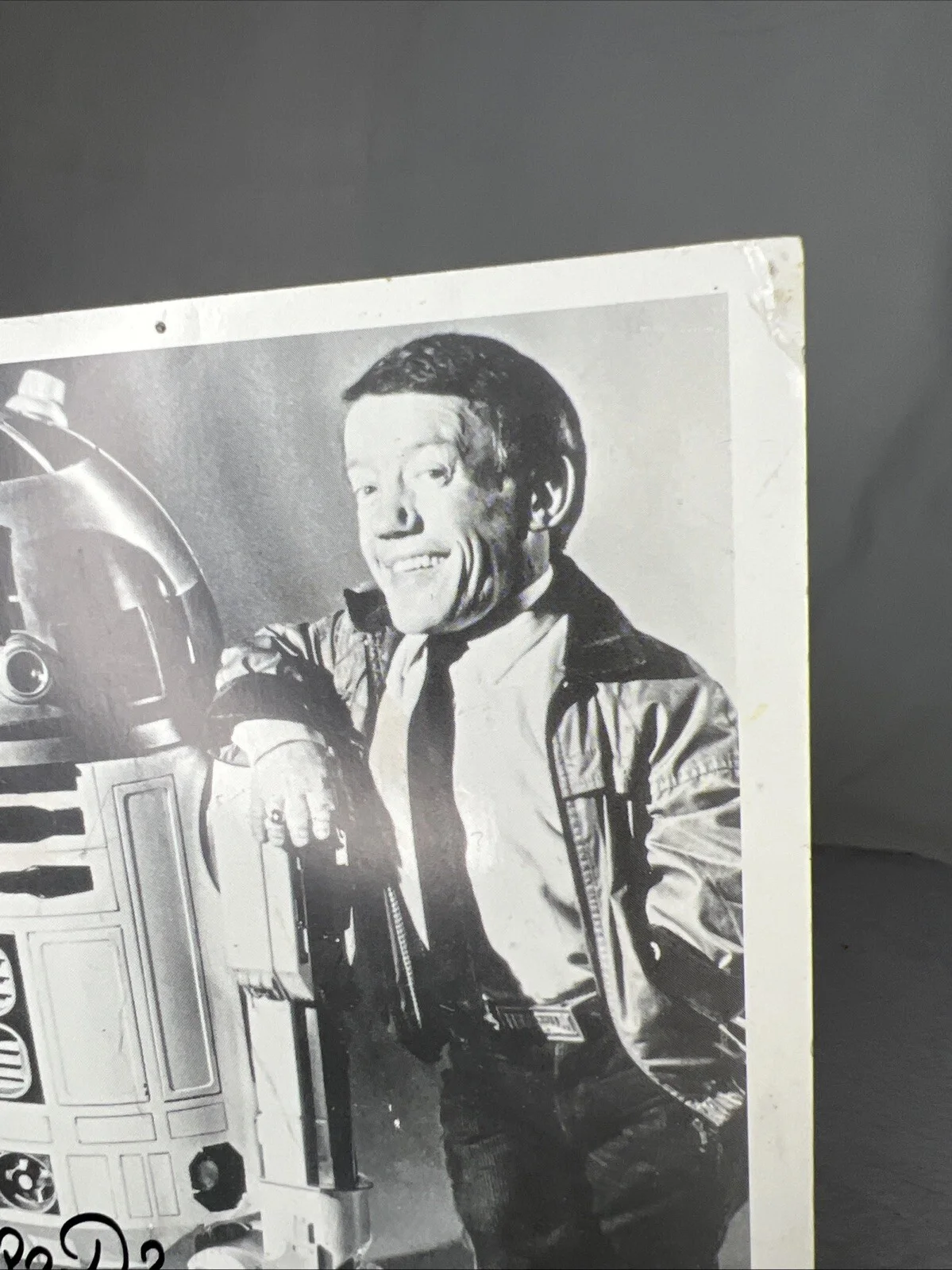 Star Wars Kenny Baker R2-D2 Hand Signed Autograph 8.5x5.5” Photo Card MGM 2000, изображение 3